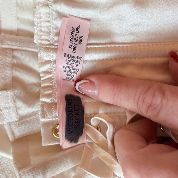 New! Victorias Secret Taylor swift white lace up corset top 45818 - Picture 10 of 11